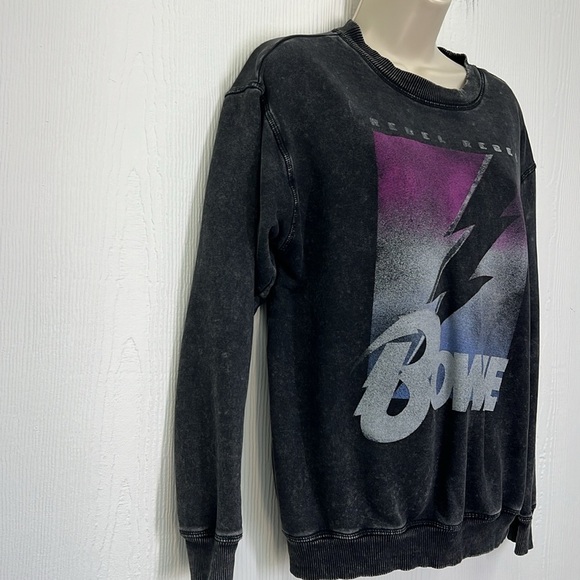 Simply Vera Wang - David Bowie Rebel Rebel Graphic Stonewashed Sweatshirt XS - Picture 5 of 10
